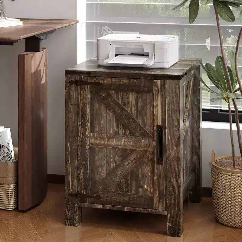 Lot de 2 tables de chevet de ferme avec station de recharge, table de nuit rustique avec porte de grange et étagère réglable, petite table d'appoint pour chambre et salon.