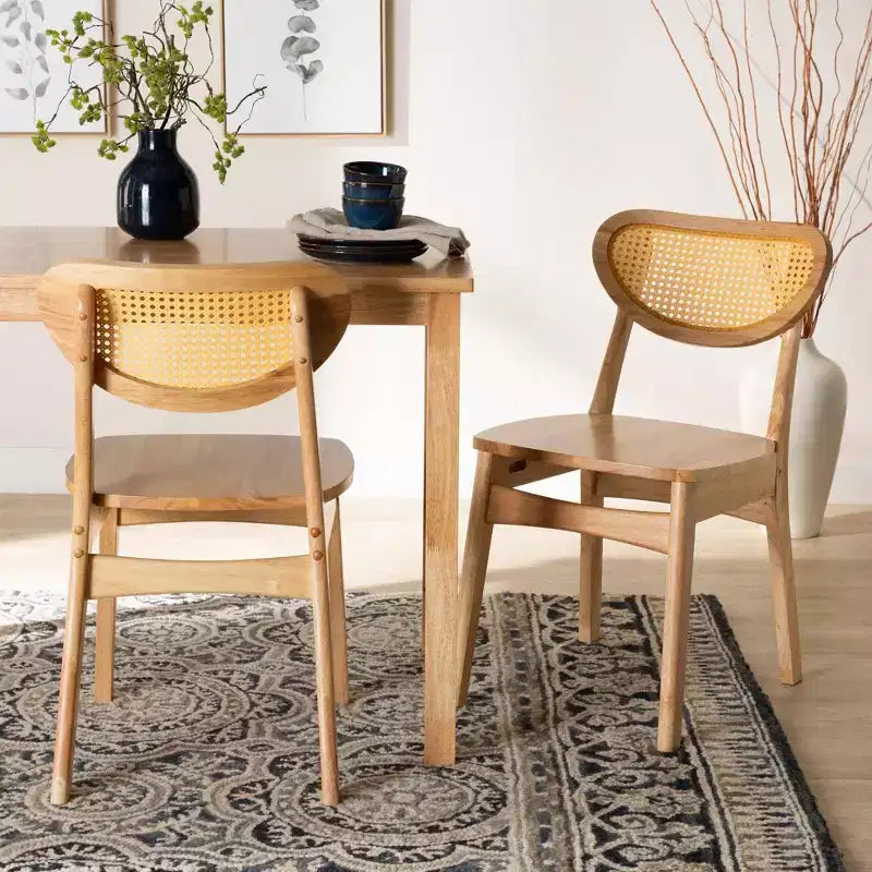 Baxton Studio Lot de 2 chaises de salle à manger Nenet en bois et rotin chêne marron/marron clair : style milieu de siècle, dossier en croissant, pieds inclinés