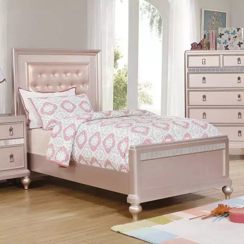 Lit Jumeau Rembourré Coleman Or Rose - HOMES: Inside + Out : Bouton en Cristal, Pied de Lit Miroir, Style Vintage