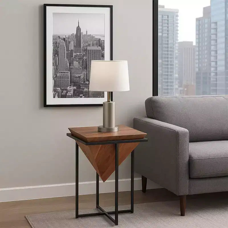 Table d'appoint Urban Port en bois, forme pyramidale, 26 pouces, avec base en métal croisé, marron/noir