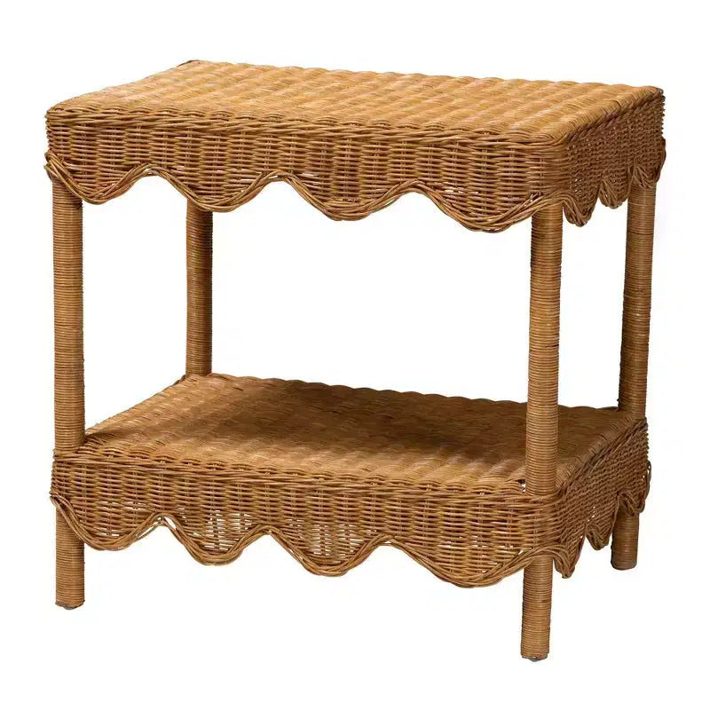 bali & pari Oteria Table d'appoint festonnée en rotin Miel clair