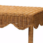 bali & pari Oteria Table d'appoint festonnée en rotin Miel clair