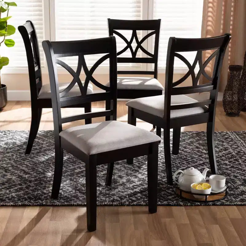 Lot de 4 chaises de salle à manger Clarke - Baxton Studio