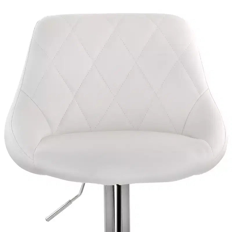 Tabouret de bar Elama 2 pièces en similicuir avec surpiqûres losanges, noir, avec base chromée et hauteur réglable