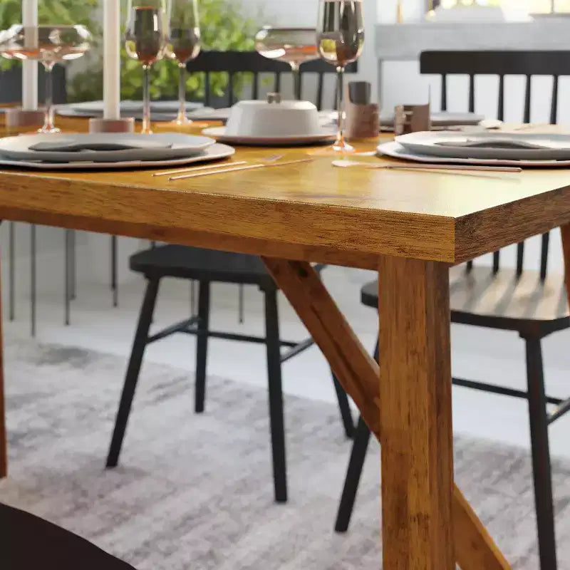 Table de salle à manger Emma et Oliver en bois avec piètement tréteau
