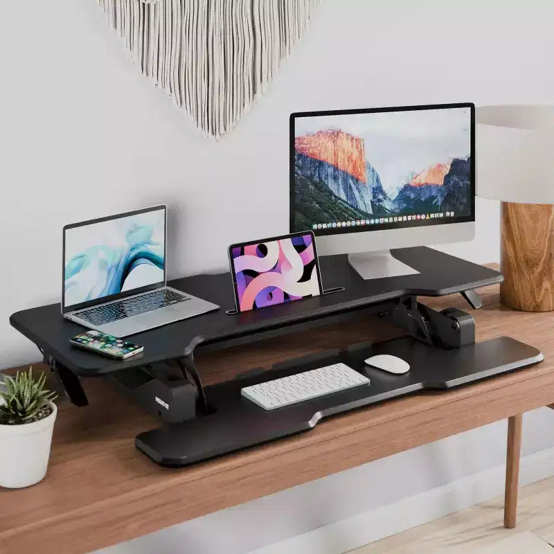 Mount-It! Grand convertisseur de bureau assis-debout avec plateau de 47 pouces, noir