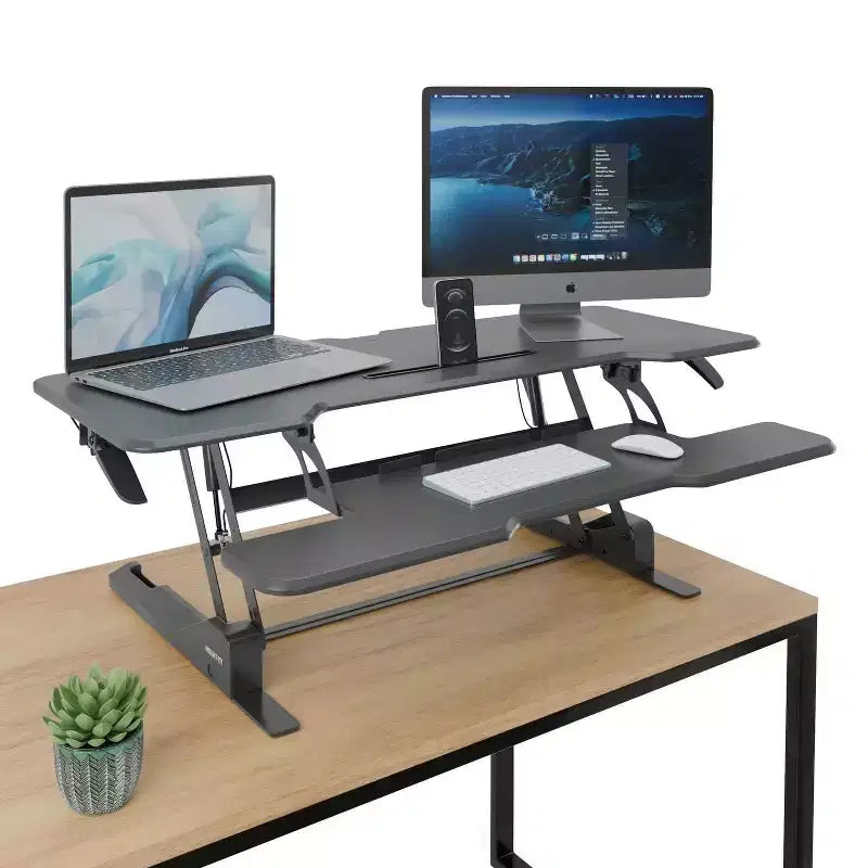 Mount-It! Grand convertisseur de bureau assis-debout avec plateau de 47 pouces, noir