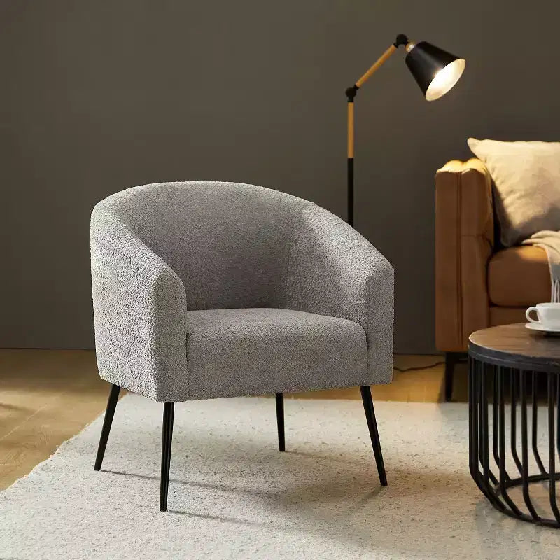 Fauteuil Guy Modern Boucle avec pied en métal ART OF LIVING DESIGNS