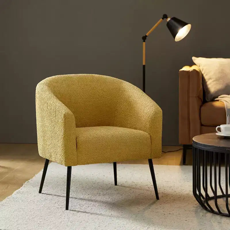 Fauteuil Guy Modern Boucle avec pied en métal ART OF LIVING DESIGNS