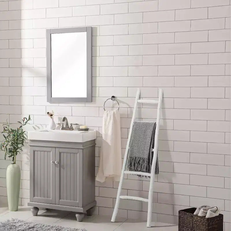 Échelle à couvertures à 5 barreaux en bois massif blanc LuxenHome