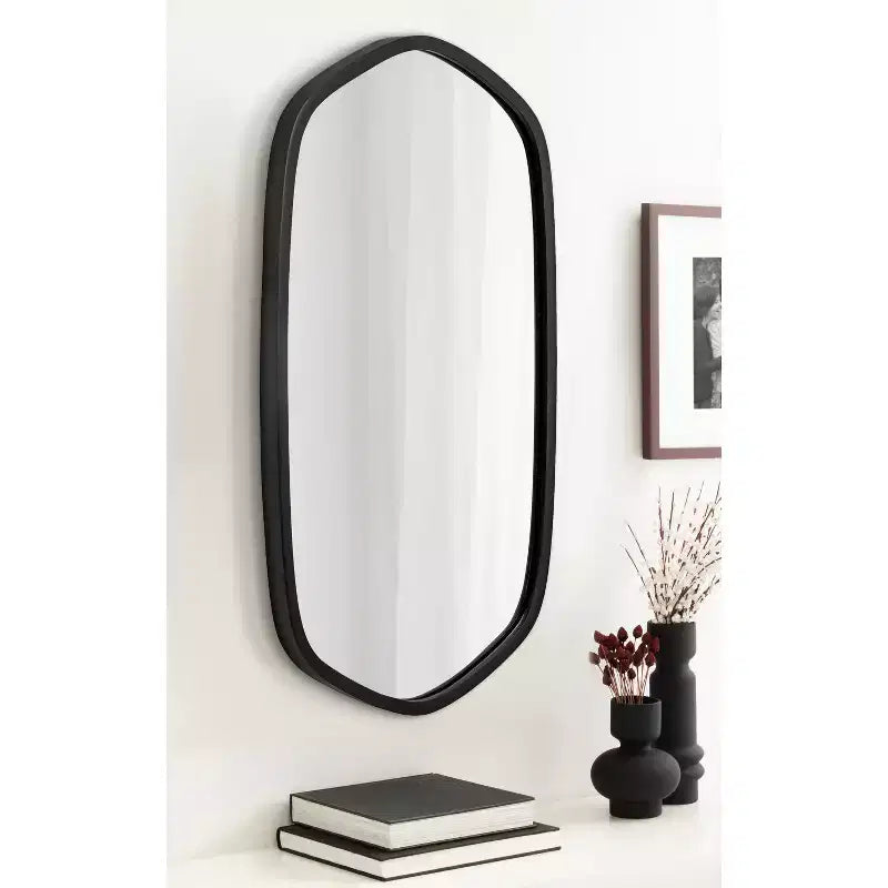Miroir mural encadré hexagonal McLean 20x36 Kate & Laurel All Things Decor