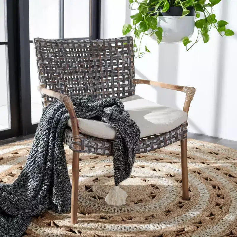 Fauteuil d'appoint Collette Rattn avec coussin - ACH6515 - Safavieh