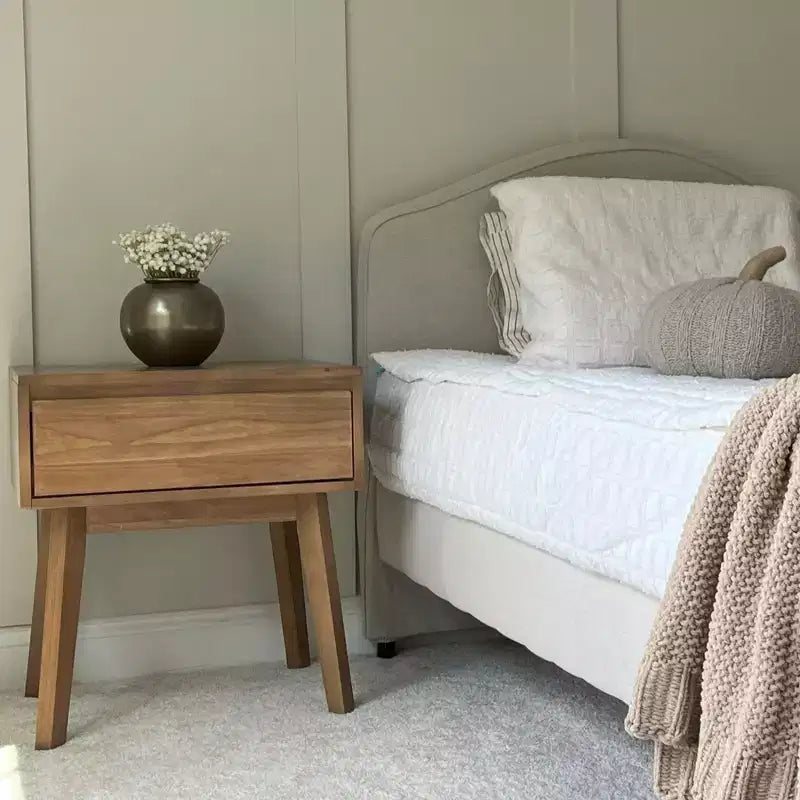 Plank+Beam Solid Wood Nightstand with Storage Drawer, Modern Small End Table