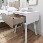 Table de chevet en bois massif Plank+Beam avec tiroir de rangement, petite table d'appoint moderne