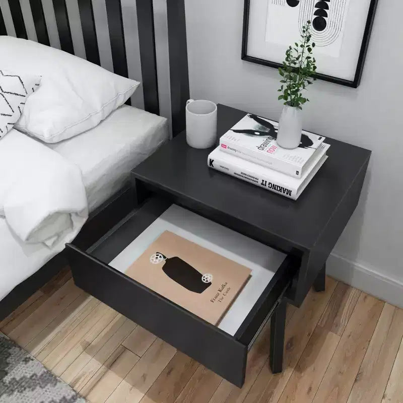 Table de chevet en bois massif Plank+Beam avec tiroir de rangement, petite table d'appoint moderne