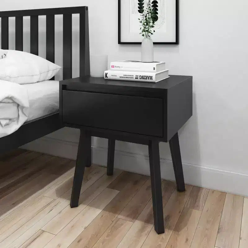 Table de chevet en bois massif Plank+Beam avec tiroir de rangement, petite table d'appoint moderne