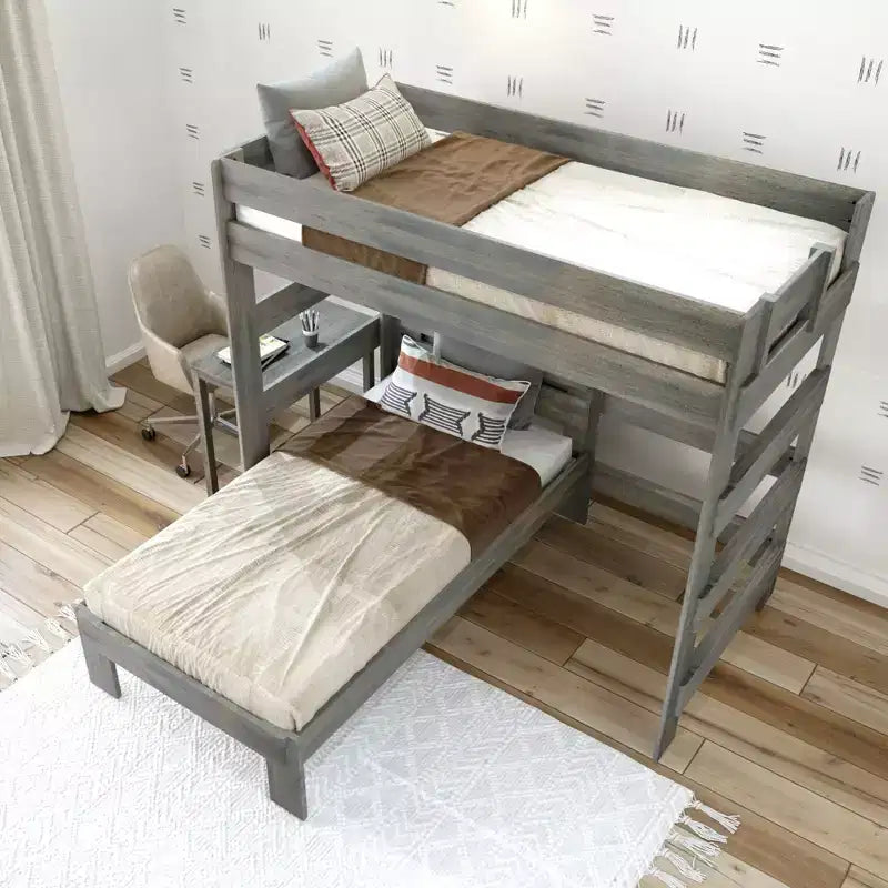 Lit superposé en L en bois massif Plank+Beam style fermier avec deux lits jumeaux et un bureau