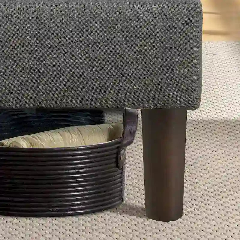 Lit plateforme capitonné à oreilles gris foncé avec tête de lit cloutée – Double, Queen ou King