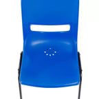 Chaise de salle de classe empilable Flash Furniture HERCULES résistante et confortable avec cadre thermolaqué, dossier et assise ergonomiques