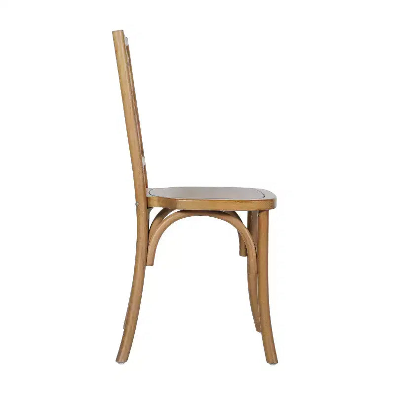 Chaise de salle à manger empilable en bois massif Emma and Oliver avec dossier décoratif