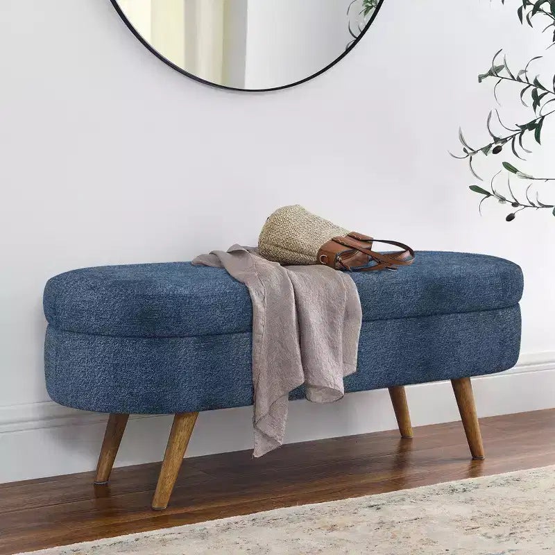 Banc de rangement multifonctionnel en bois et fausse fourrure Lvan de Christopher Knight Home