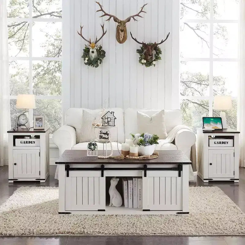 Table de chevet avec station de recharge, table d'appoint de ferme de 50,8 cm avec porte coulissante à rainures et étagère réglable pour chambre à coucher