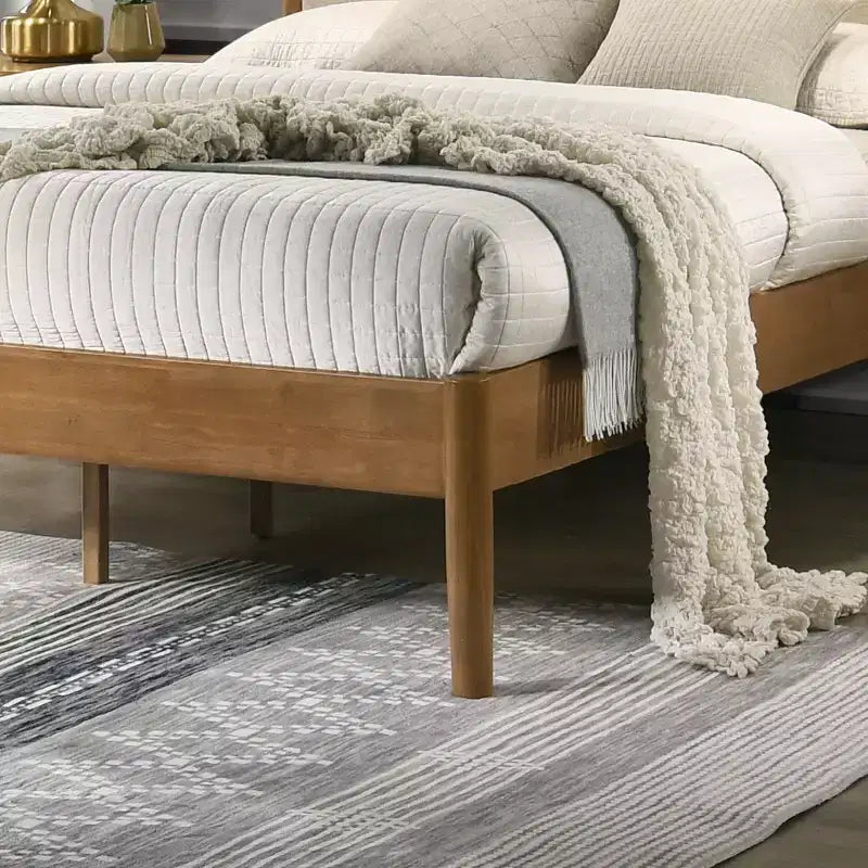 Ensemble de chambre à coucher Roundhill Furniture Vichy 3 pièces en hévéa, lit plateforme avec deux tables de chevet
