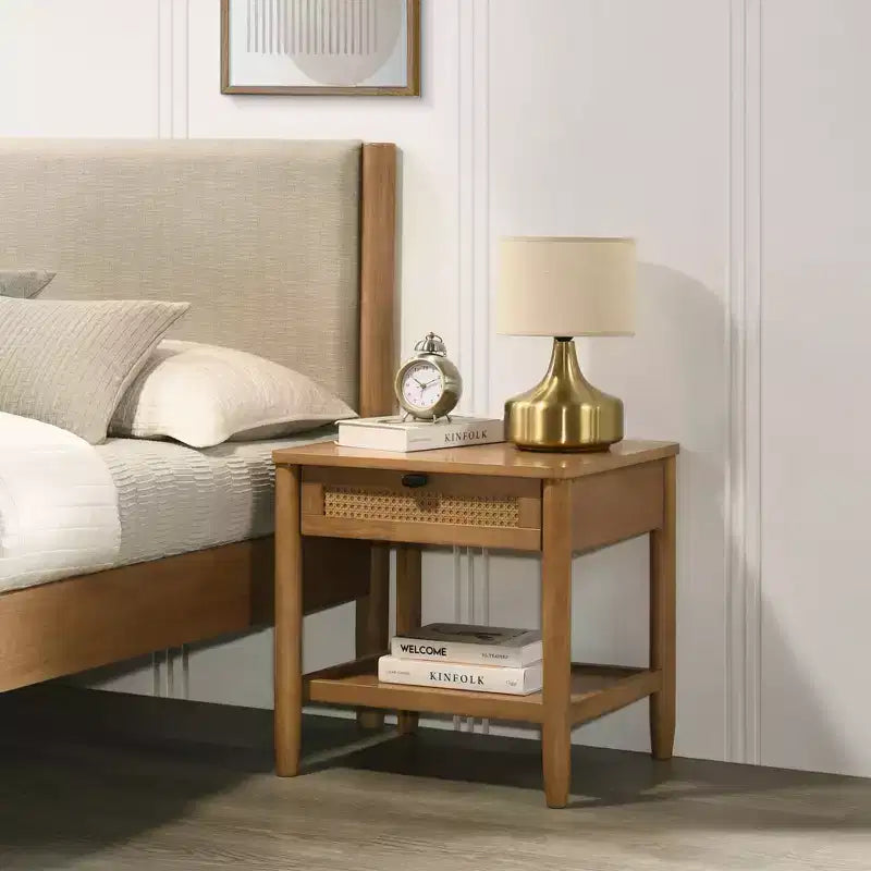 Ensemble de chambre à coucher Roundhill Furniture Vichy 3 pièces en hévéa, lit plateforme avec deux tables de chevet